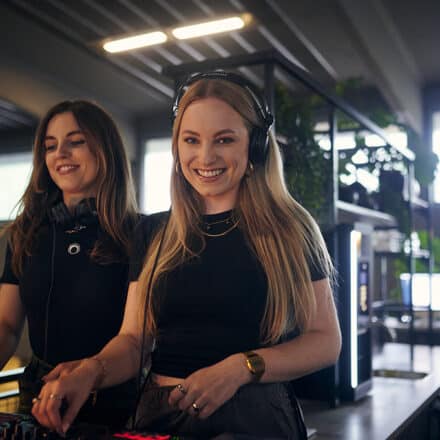 Sportschool Eindhoven -Personal training -Groepslessen - DJ